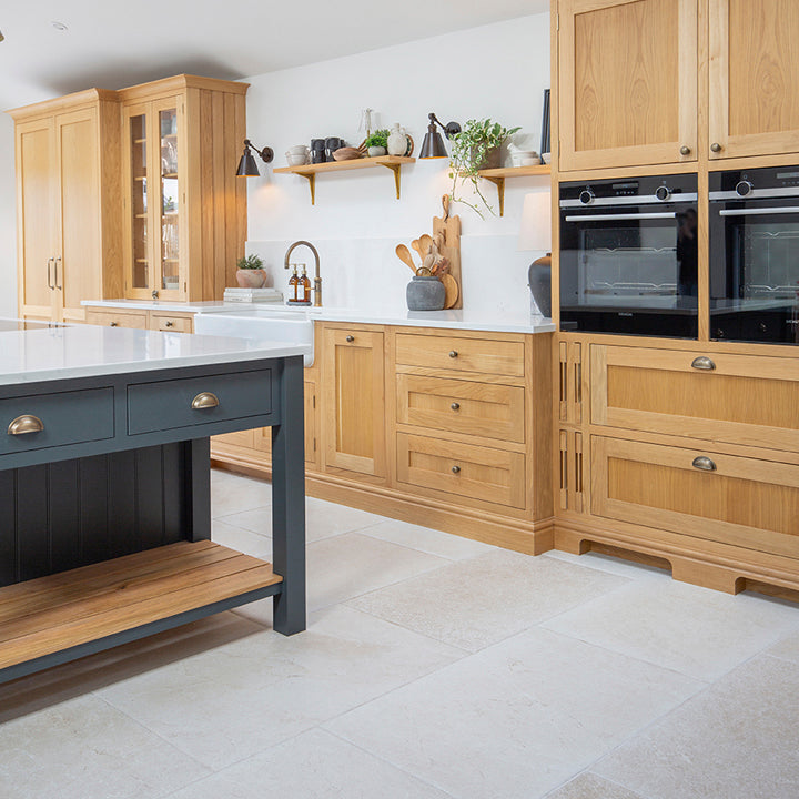 Step Inside an Oak Kitchen with Dorchester Aged White