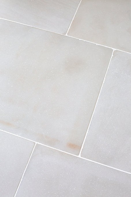 Abbey Time Worn Sandstone Pavers