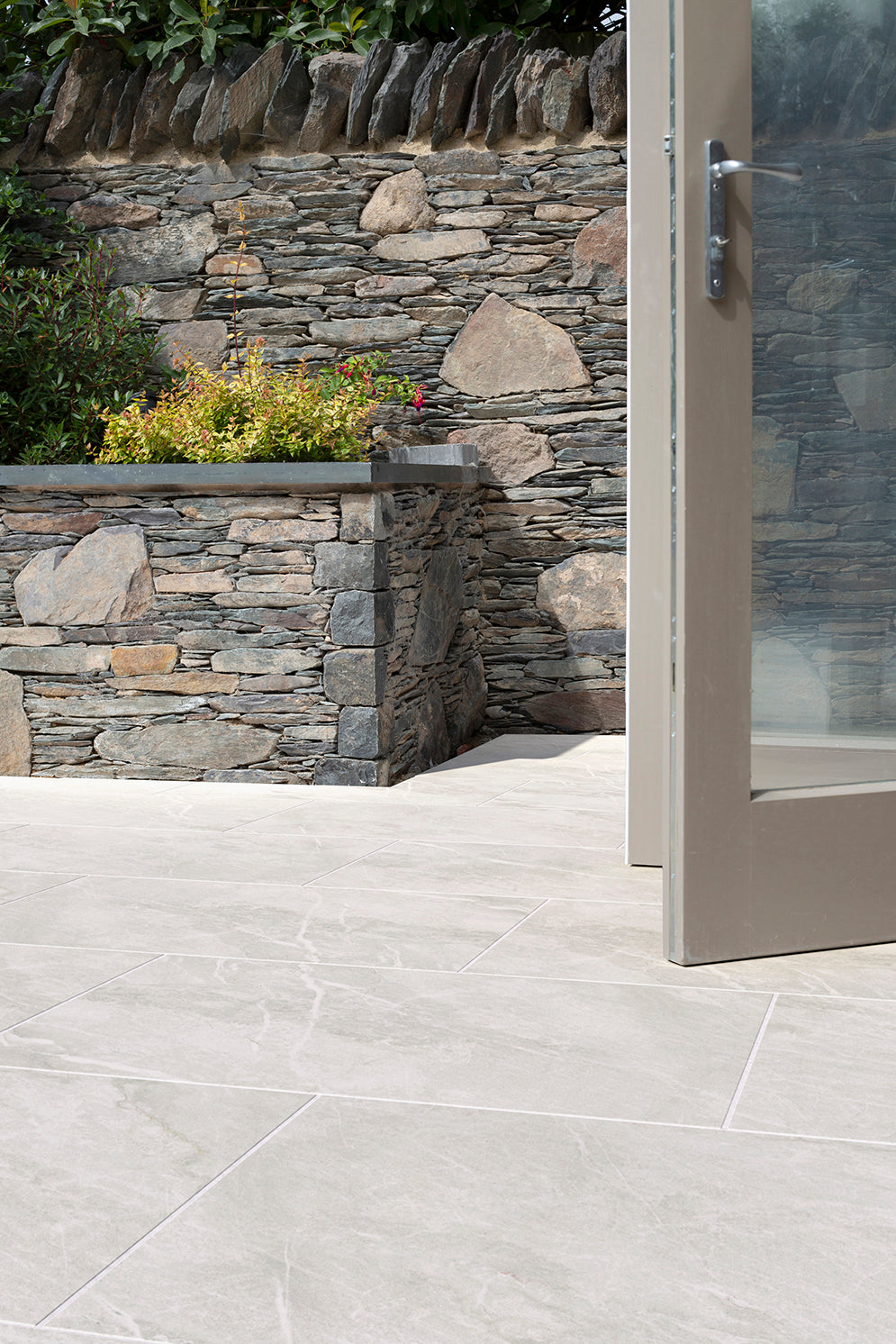 Job Lot 7.56m2 - Astell Grey Stone Effect Porcelain Pavers