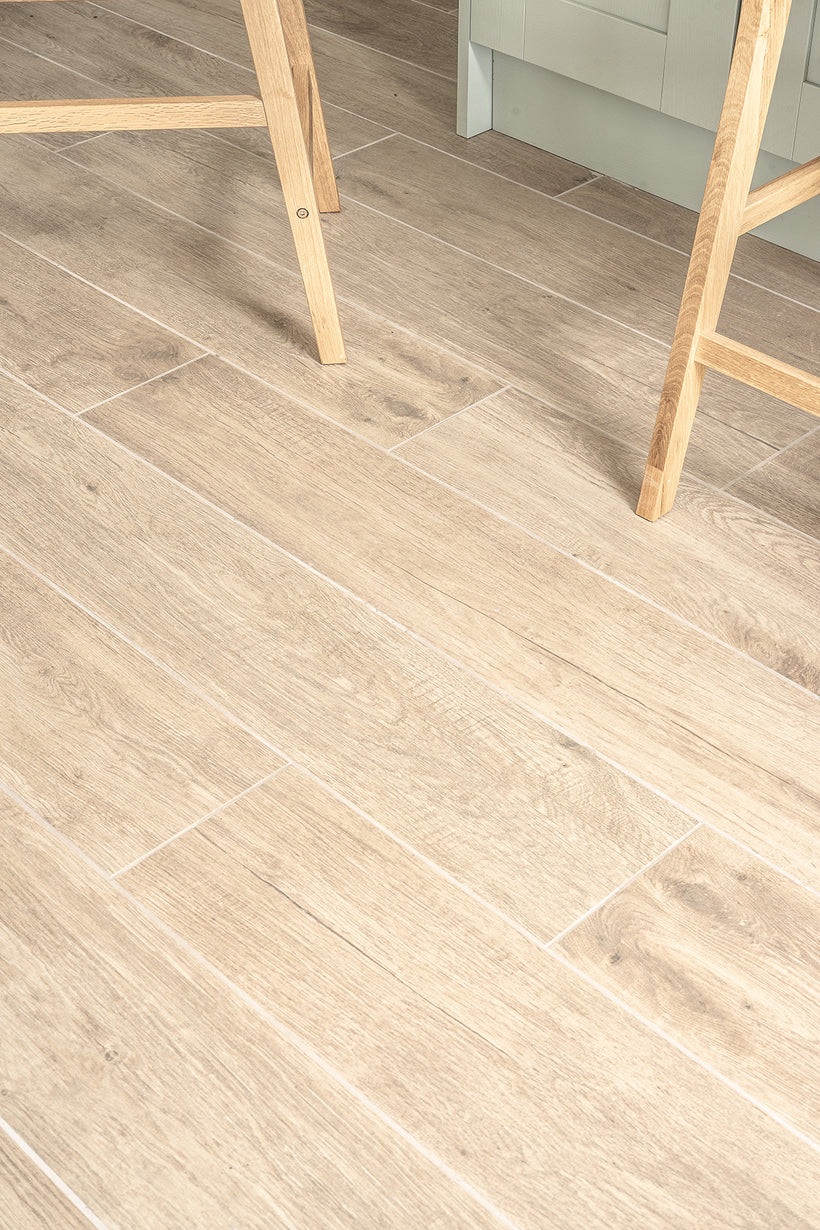 Bampton Natural Oak Porcelain Wood Planks