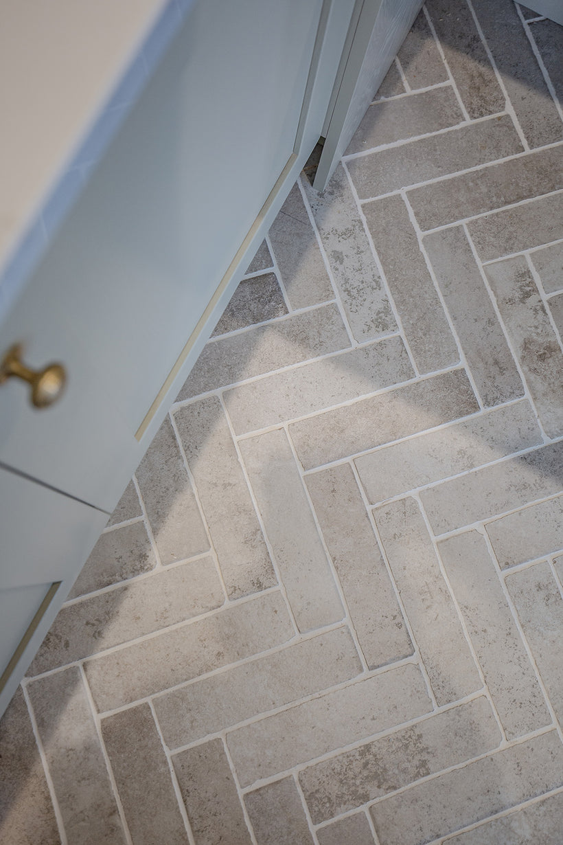 Bayonne Light Rustique Porcelain Brick Tiles