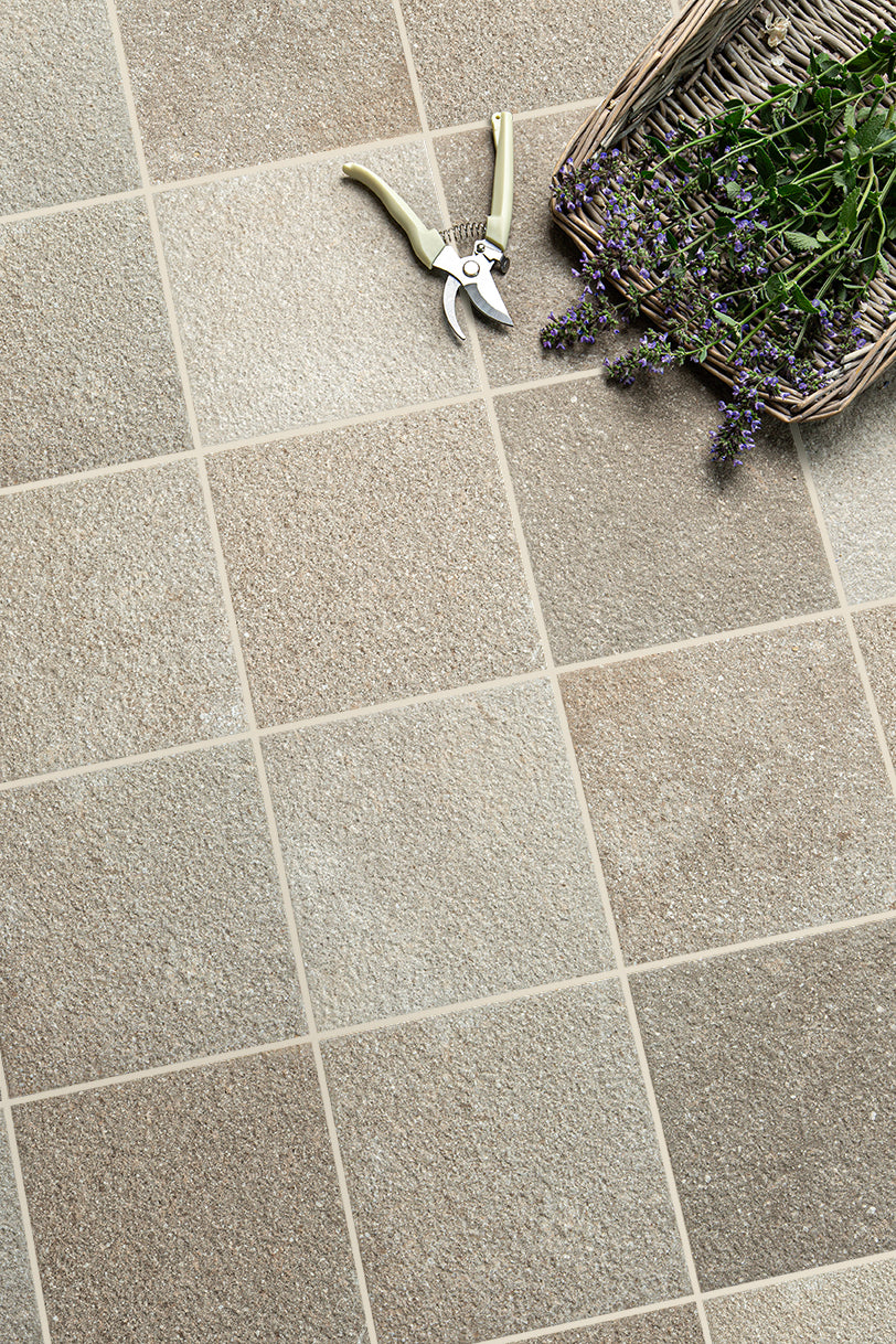 Clariston Beige Stone Effect Porcelain Cobbles | Quorn Stone