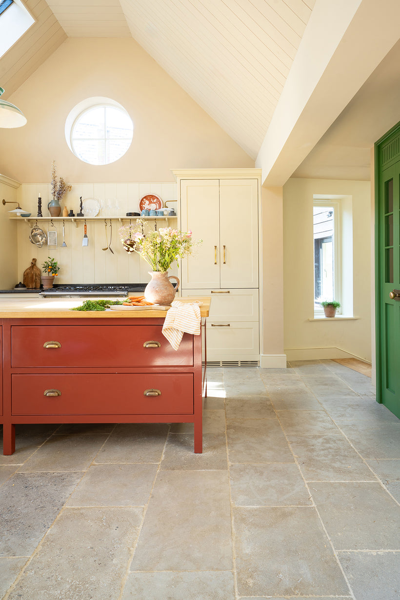 Clermont Gris® Aged Tumbled Limestone Tiles
