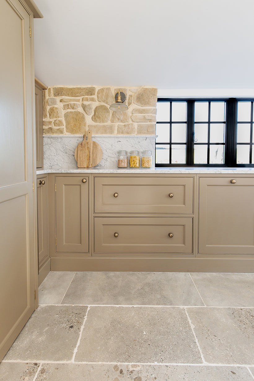 Clermont Gris® Aged Tumbled Limestone Tiles