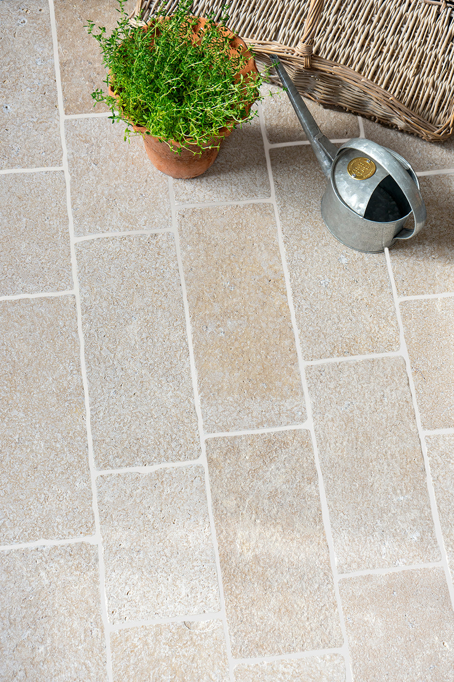 Dijon Seasoned Limestone Cobbles