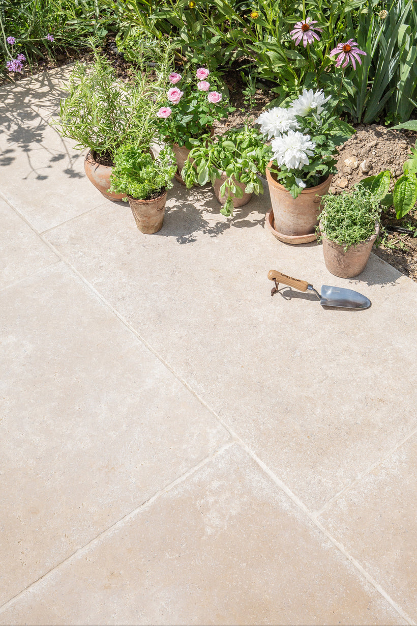Dijon Seasoned Limestone Paving