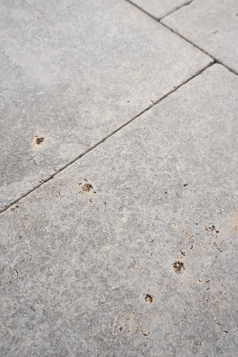 Farrow Blend Tumbled Limestone Tiles - Second Selection