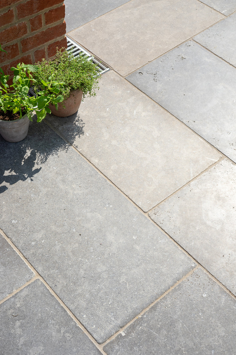 Farrow Grey Tumbled Limestone Pavers