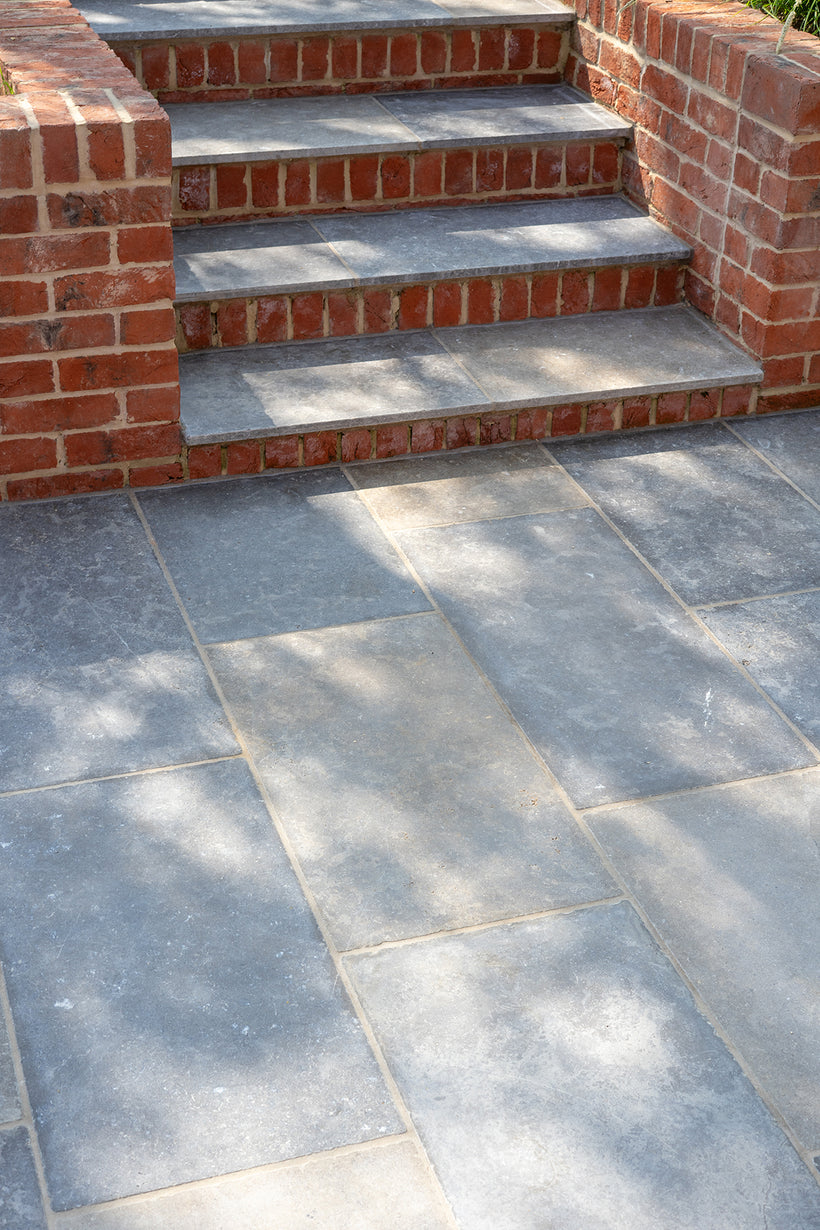 Farrow Grey Tumbled Limestone Pavers