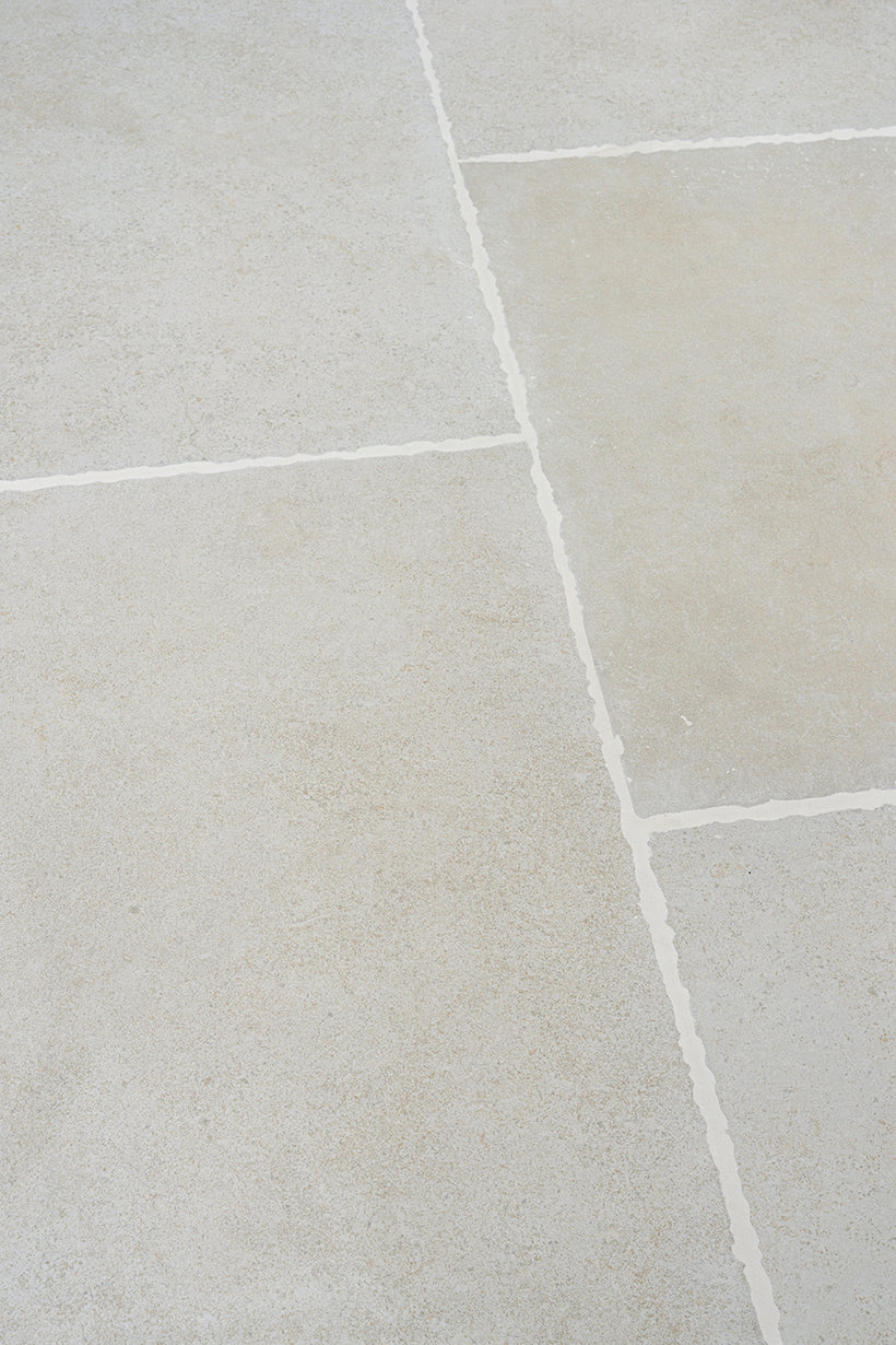 Hambleton White Smooth Stone Effect Porcelain
