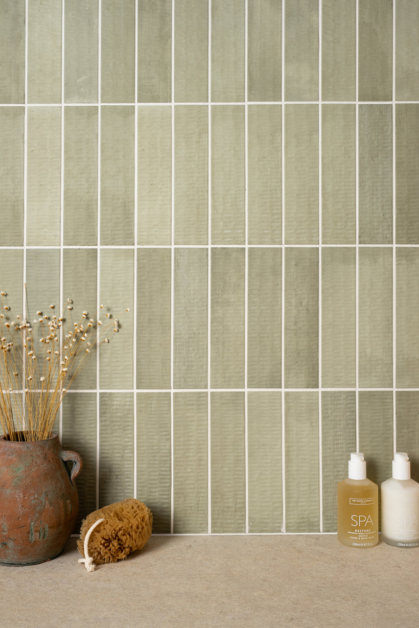 Pottery Moss Decor Metro Tiles