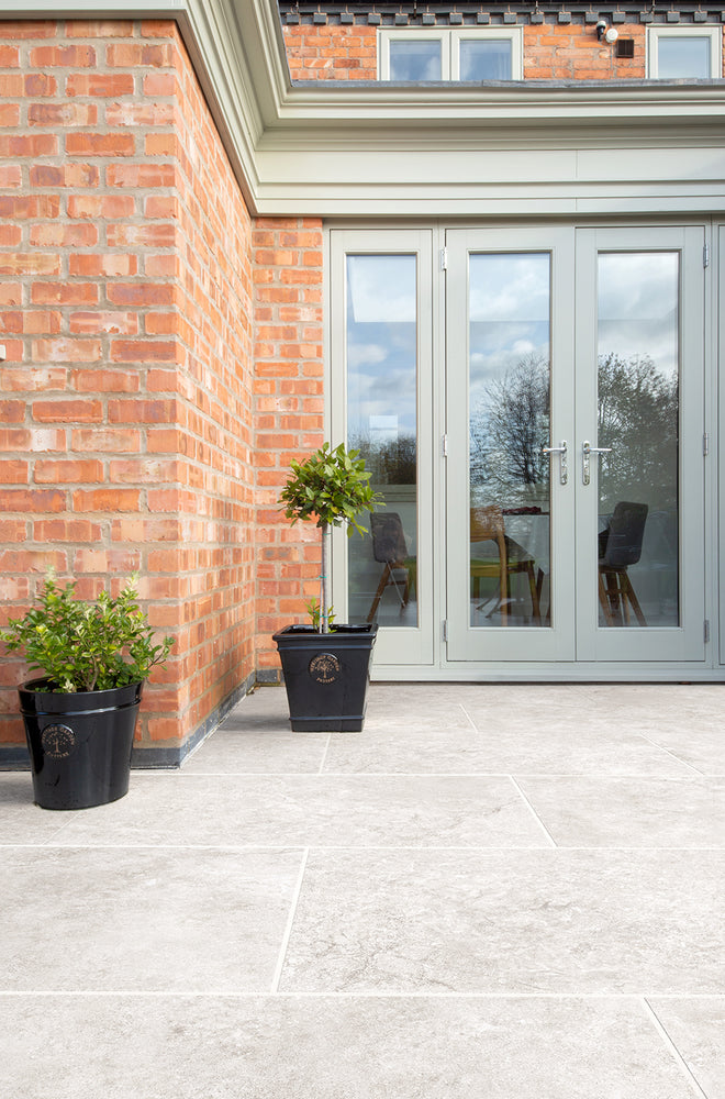 Job Lot 5.4m2 - Purbeck Ivory Stone Effect Porcelain Pavers