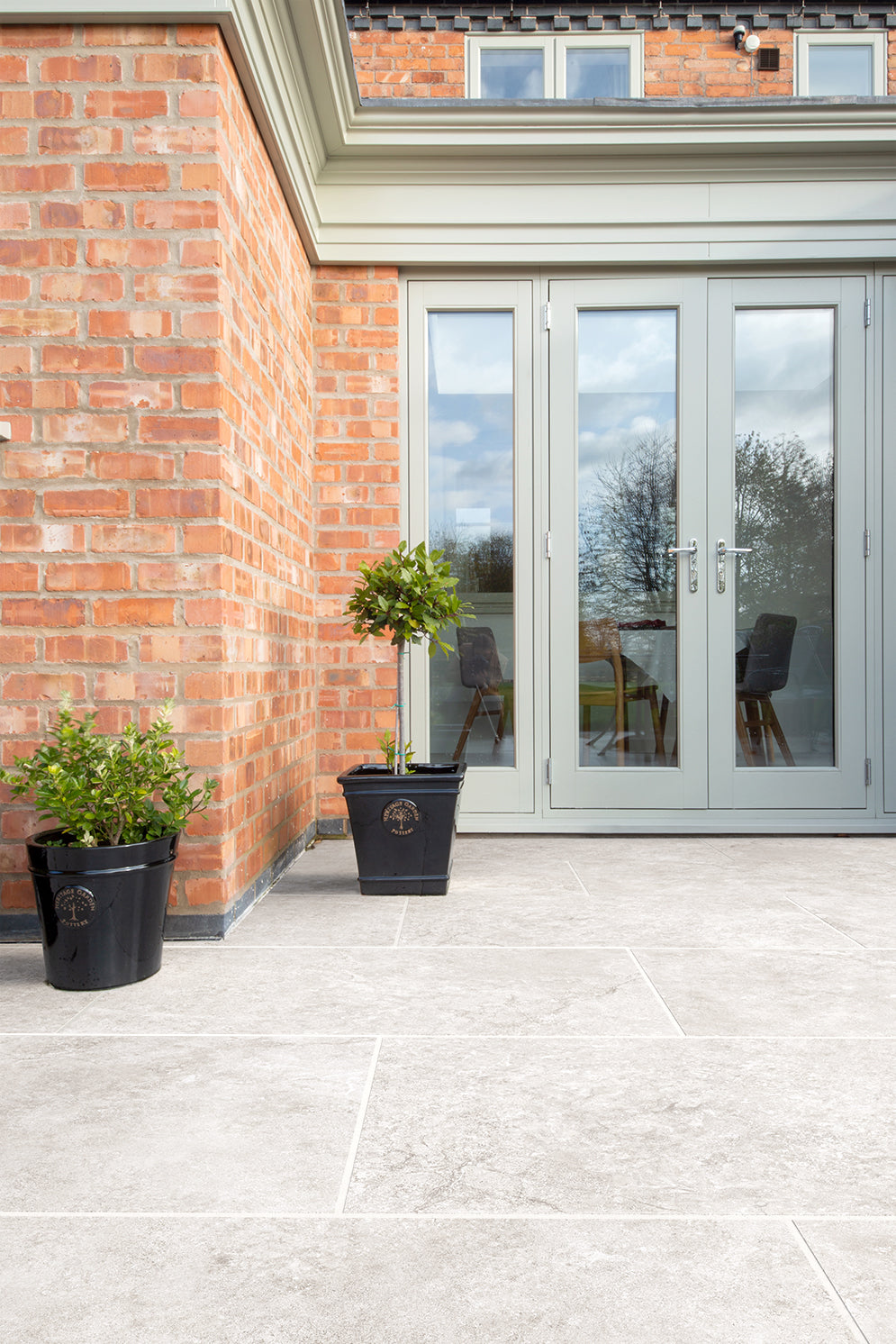 Job Lot 5.4m2 - Purbeck Ivory Stone Effect Porcelain Pavers