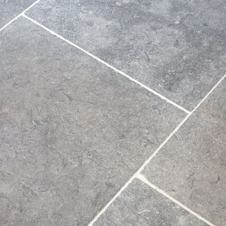 Regency Tumbled Limestone Tiles