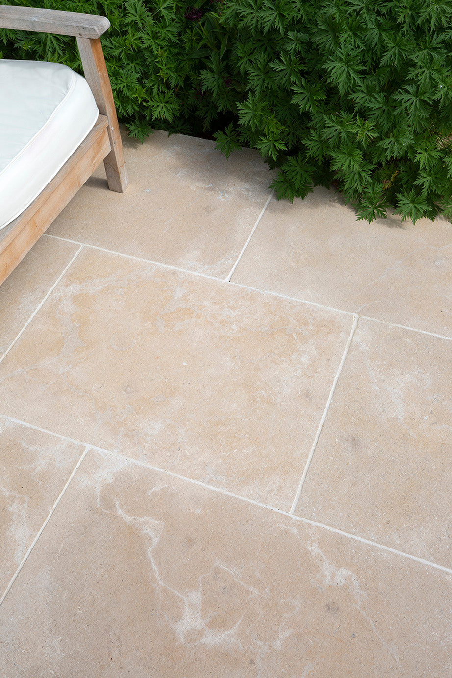 Tuscany Seasoned Limestone Bullnose Step