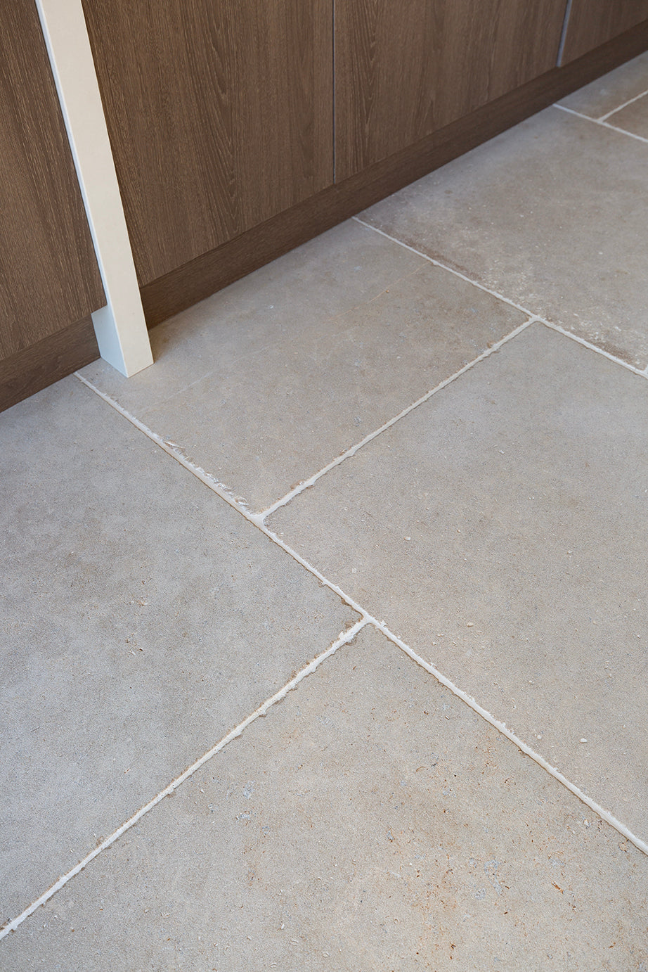 Versailles Softly Aged Limestone Tiles
