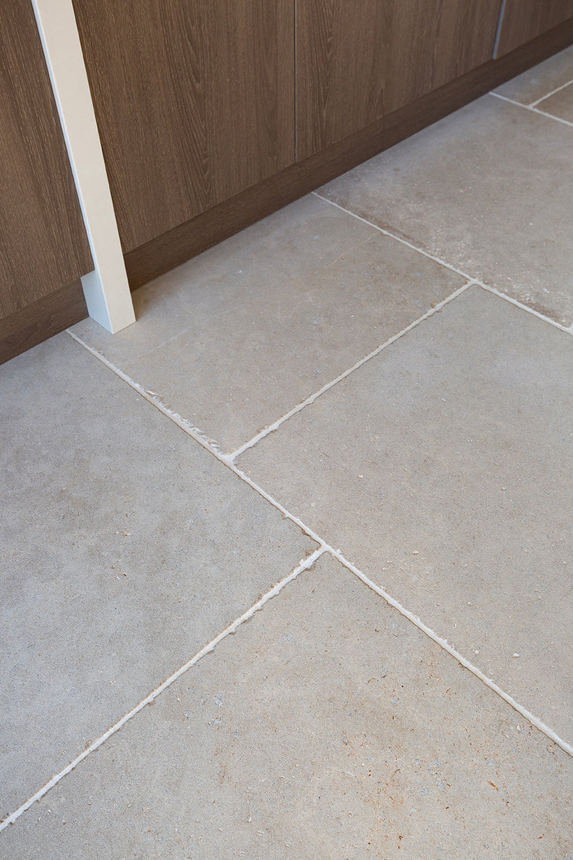 Versailles Softly Aged Limestone Tiles