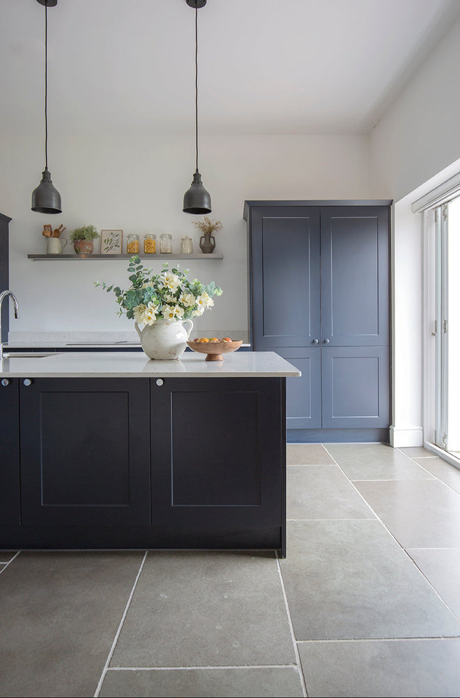 Windsor Grey Tumbled Limestone Tiles