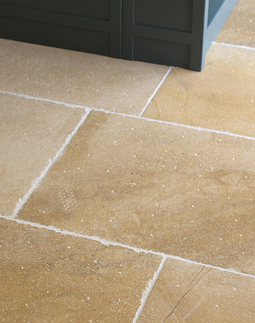 Job Lot 14.52m2 - Bayeux Beige Worn Antique Limestone Tiles