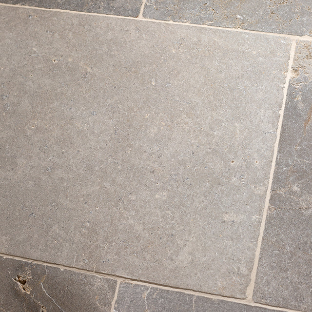 Farrow Blend tumbled limestone tiles