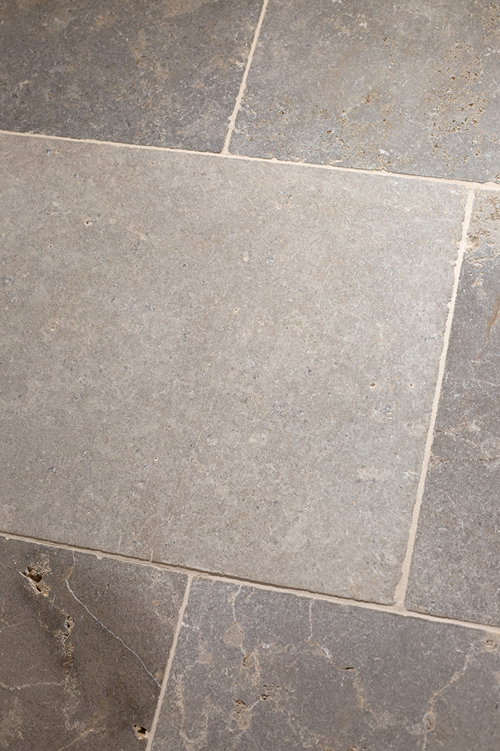 Farrow Blend tumbled limestone tiles