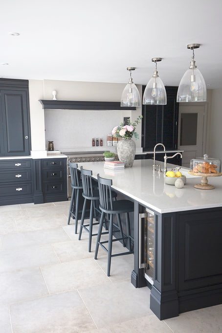    Kensington-Limestone-Kitchen-Tiles