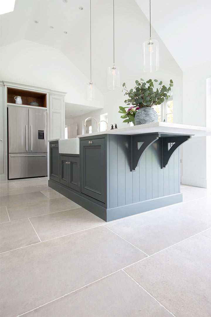     Kensington Tumbled Limestone Tile