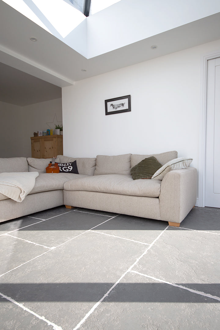 Worn Grey Antiqued Limestone Tiles